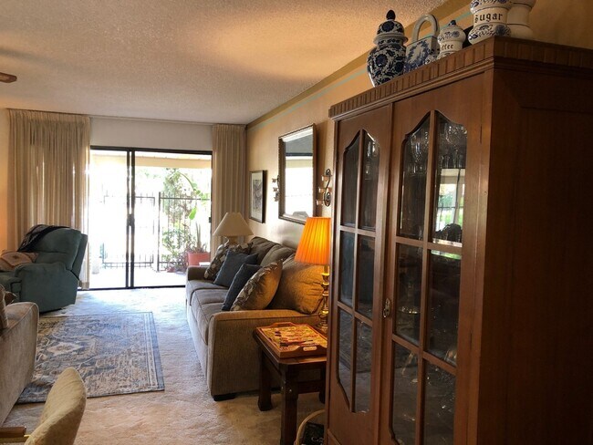 Building Photo - Lovely Home in 45+ Active Adult Community of Leisure World Available May through October 2025!