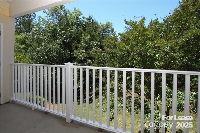 Building Photo - 405 Halyard Ln
