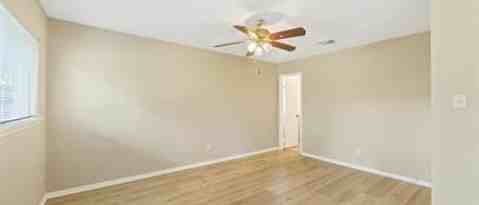 Building Photo - 3310 Crossman Dr