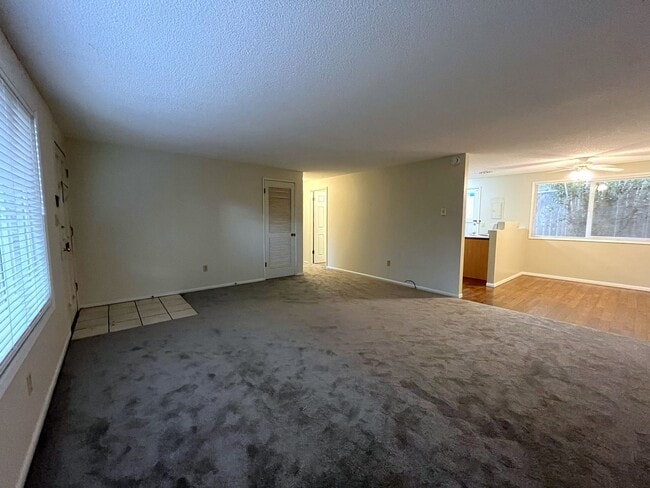 Building Photo - Bright 2-Bedroom Home with Open Living Are...