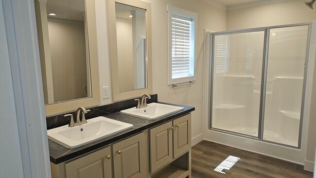 Building Photo - 3617 N Grand Ave E