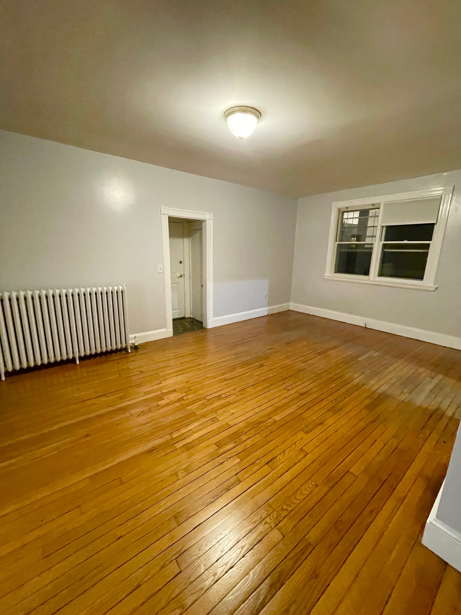 Building Photo - 11 Sherman St