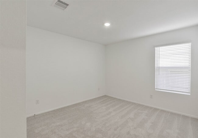 Building Photo - 1935 Barrett Gables Dr