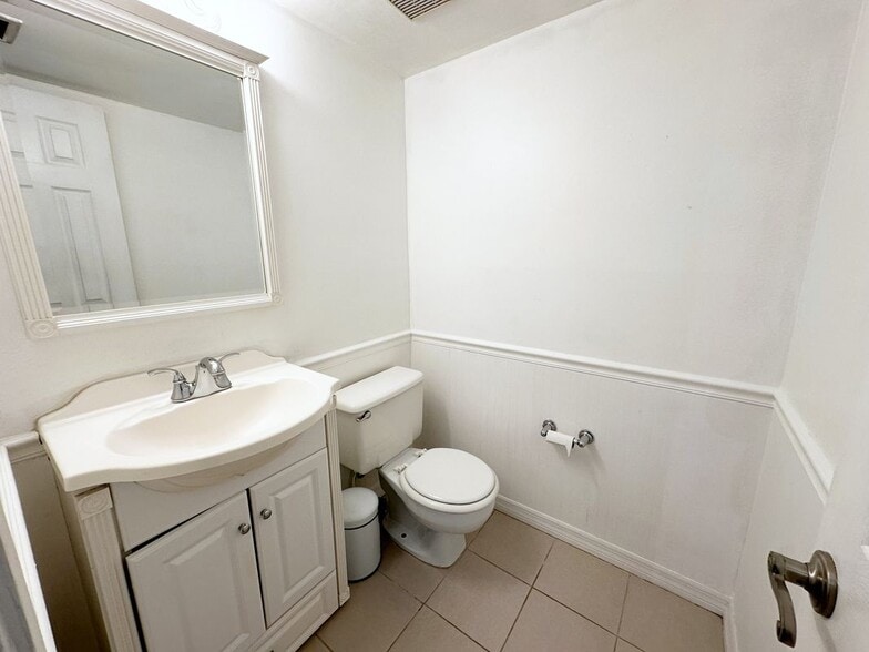 Building Photo - 3103 Spanish Wells Dr