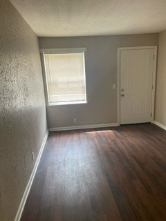 Building Photo - WASHER/DRYER IN UNIT! SECTION 8 APPROVED! ...