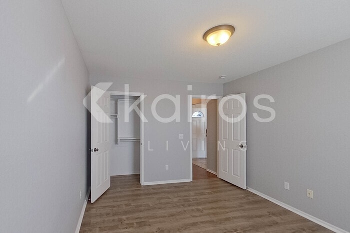 Building Photo - 704 SW 161st St