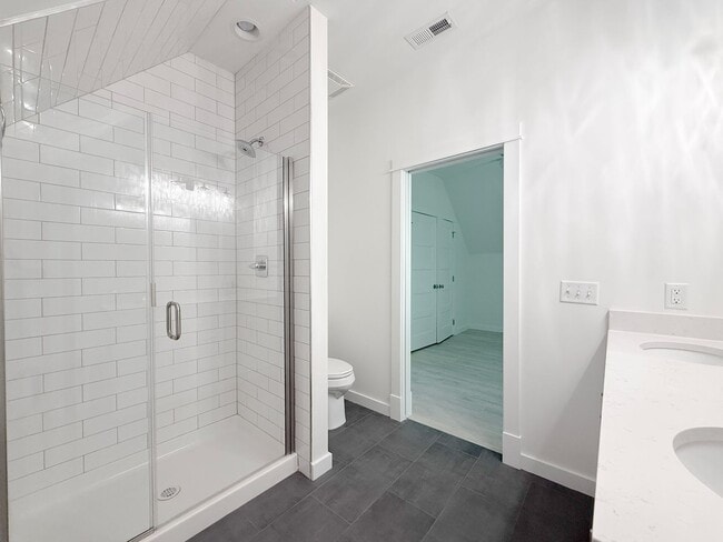 Building Photo - Pet-Friendly 3-Bedroom Home with Modern Features, Covered Deck & Bright Open Space