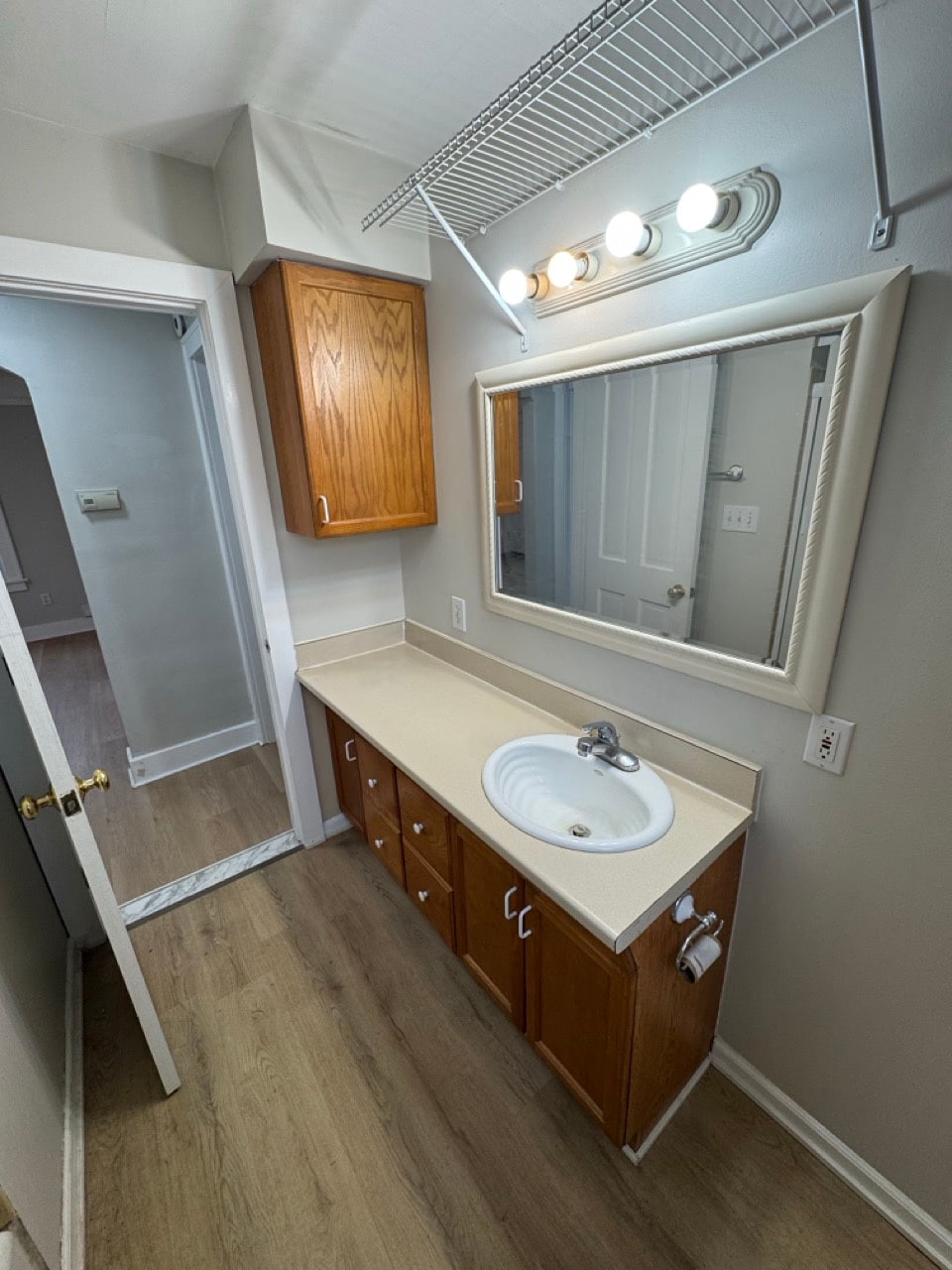 Bathroom - 260 Spencer St