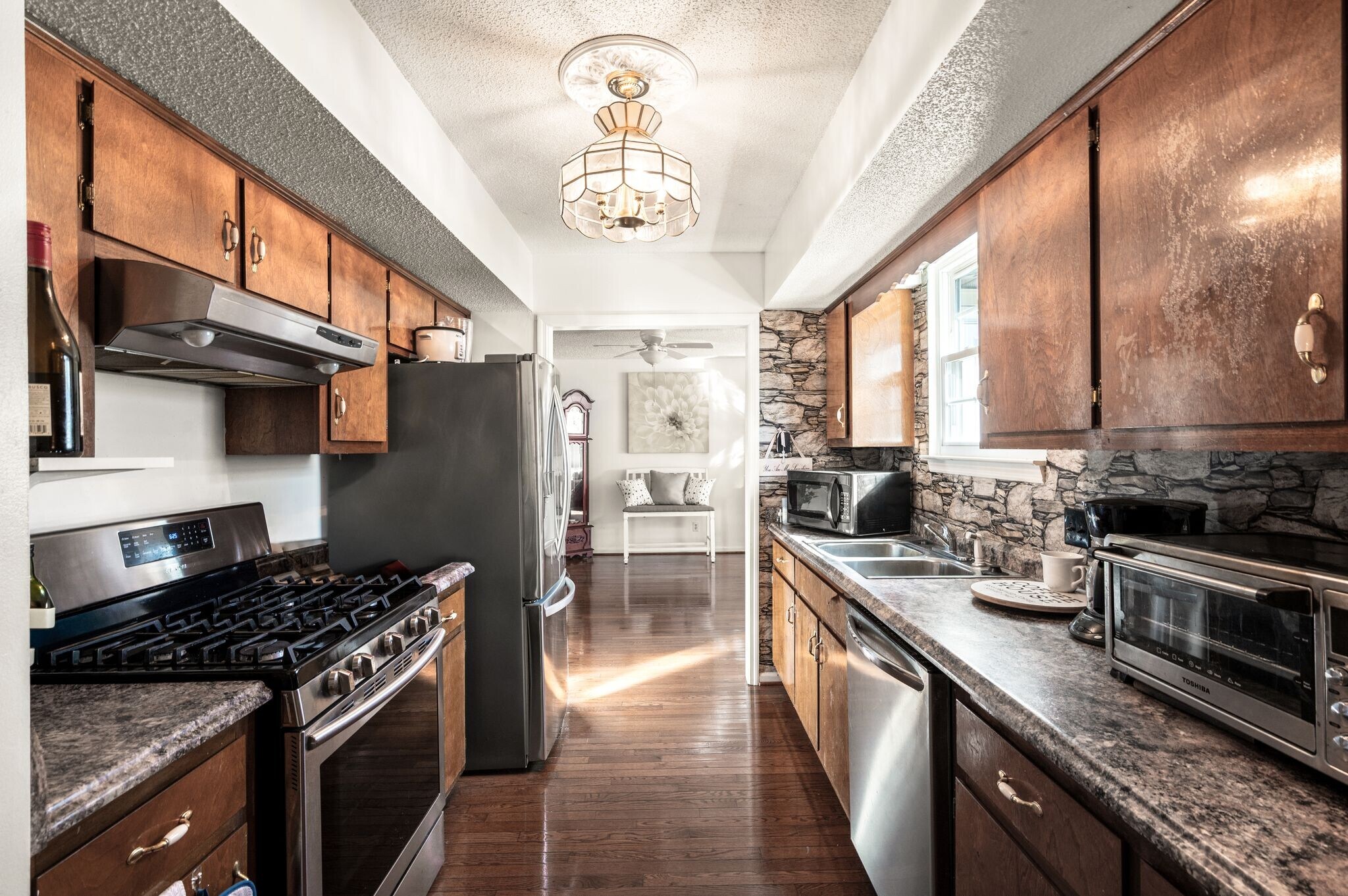 Building Photo - 808 Water View Ter