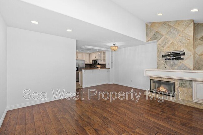 Building Photo - 12614 Carmel Country Rd