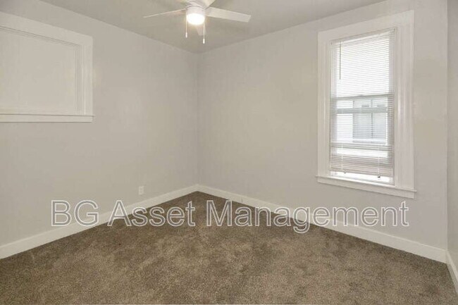 Building Photo - 2359 Prune St