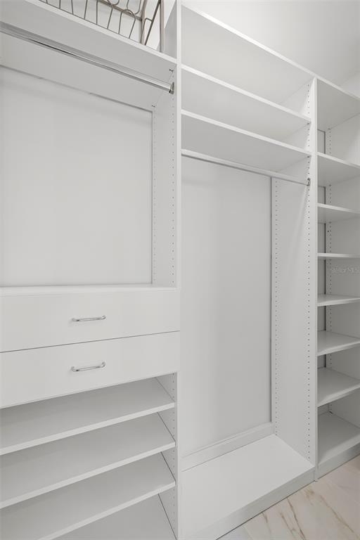 Building Photo - 1010 Central Ave N