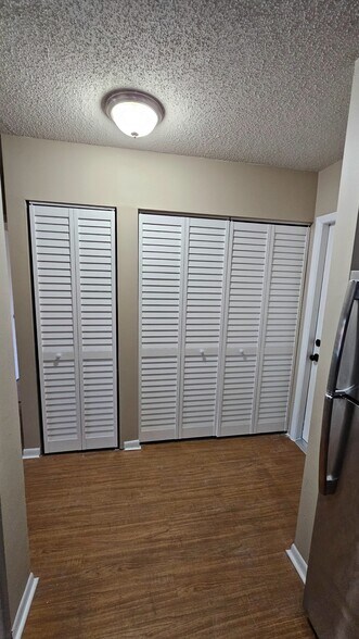 Front door Entry - 11604 NW 45th St