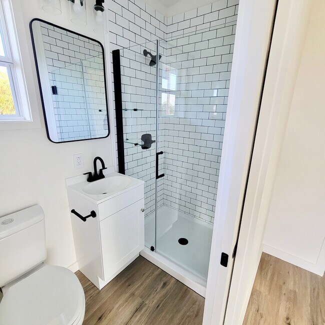 Brand New Master Bathroom - 81-1061 Captain Cook Rd