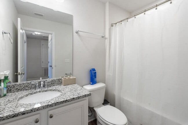 Building Photo - 7522 Shadow Lake Dr
