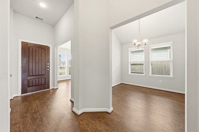 Building Photo - 19010 Whitehaven Bend Ln