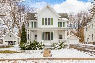 Building Photo - 98 South Ave