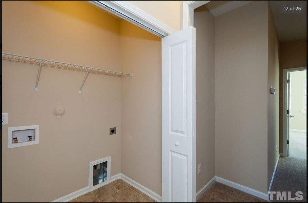 Building Photo - 130 Rubrum Dr