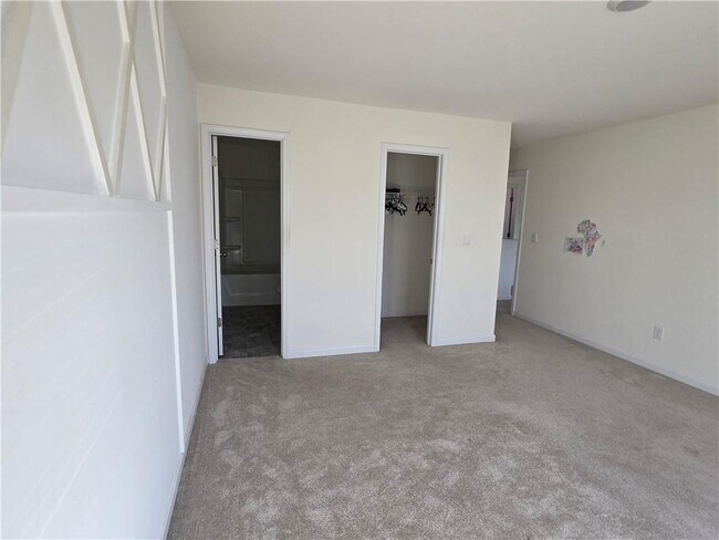 Building Photo - 3518 English Elm Wy
