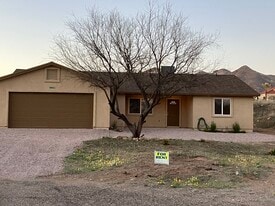 Building Photo - 1176 Menta Ct