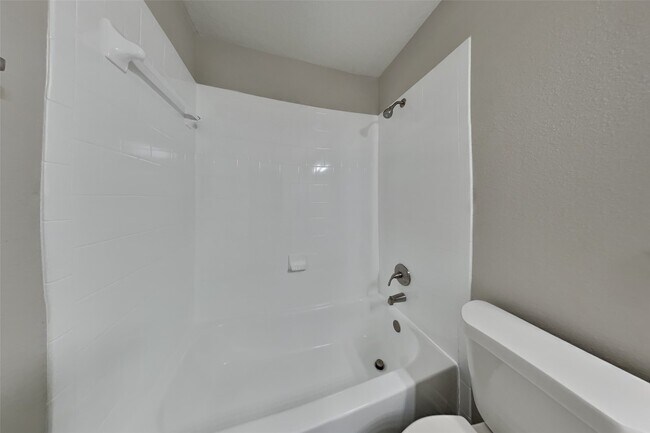 Building Photo - 10406 E Summit Canyon Dr