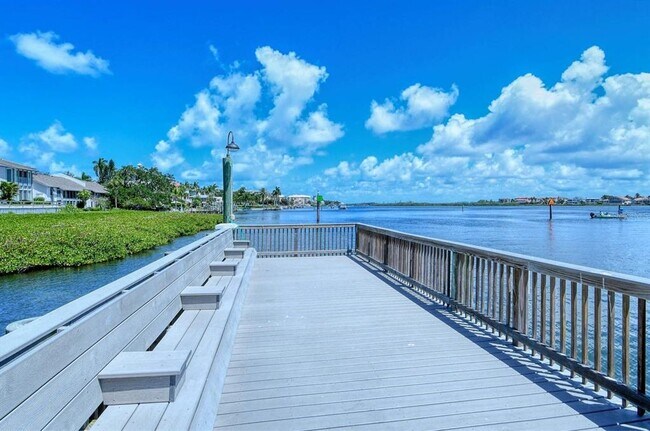 Building Photo - 6047 E Peppertree Way