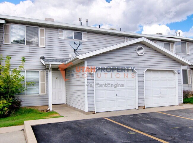Building Photo - 2940 S 700 E