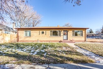 Building Photo - 3510 Columbine St