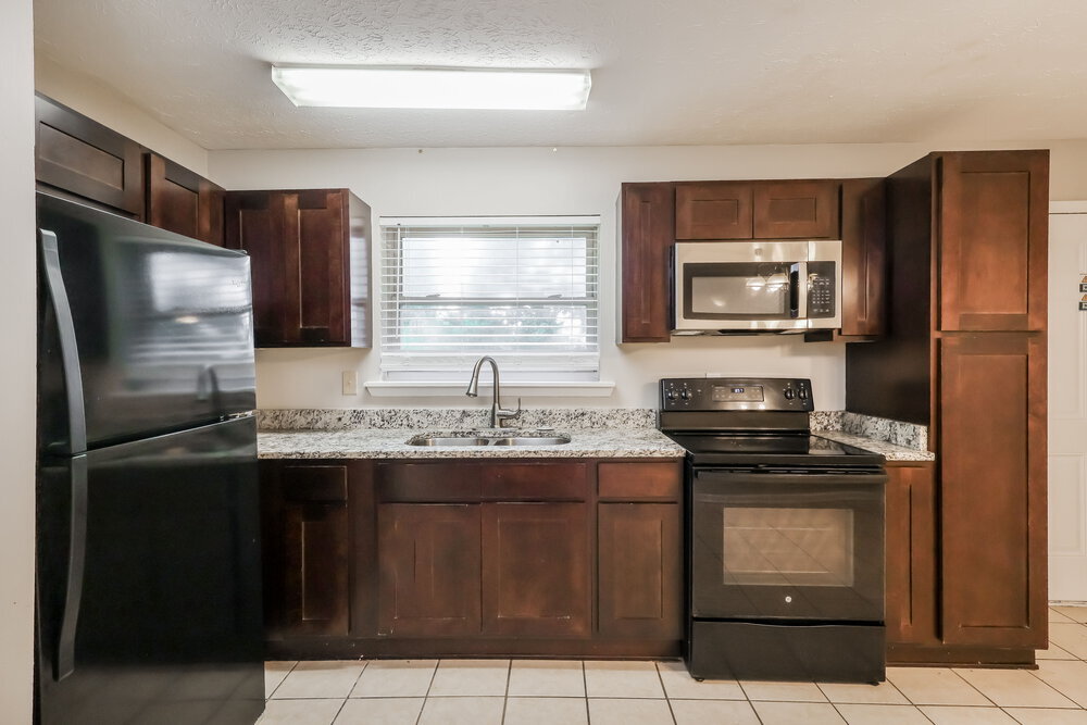 Building Photo - 7906 Candleglow Ln