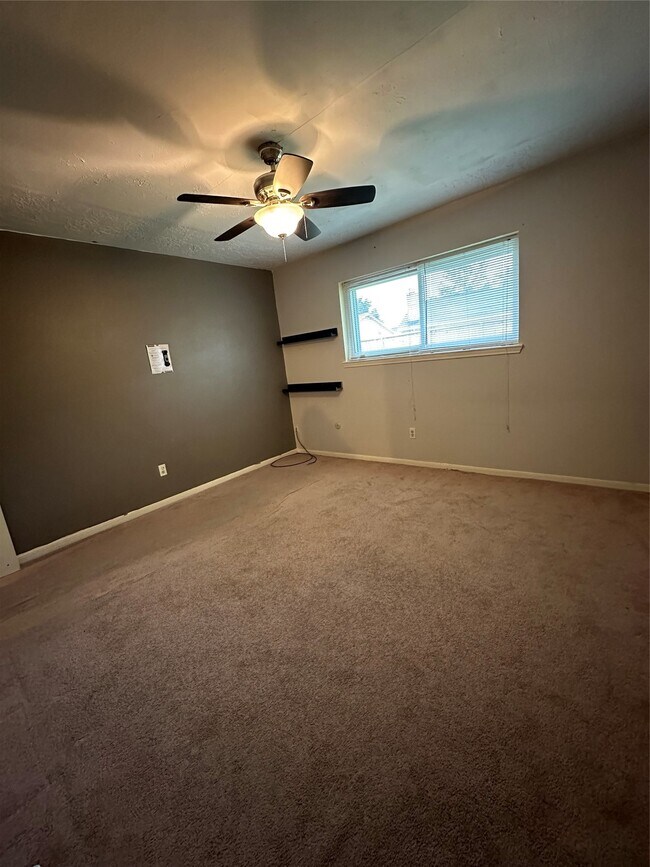 Building Photo - 3238 Cherry Springs Dr