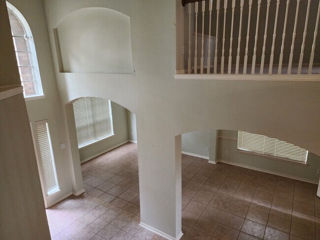 Building Photo - 5518 Morgan Park Ln