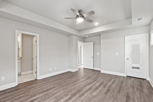 Building Photo - 232 Franklin St