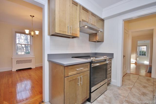 Building Photo - 16 Upland Ln