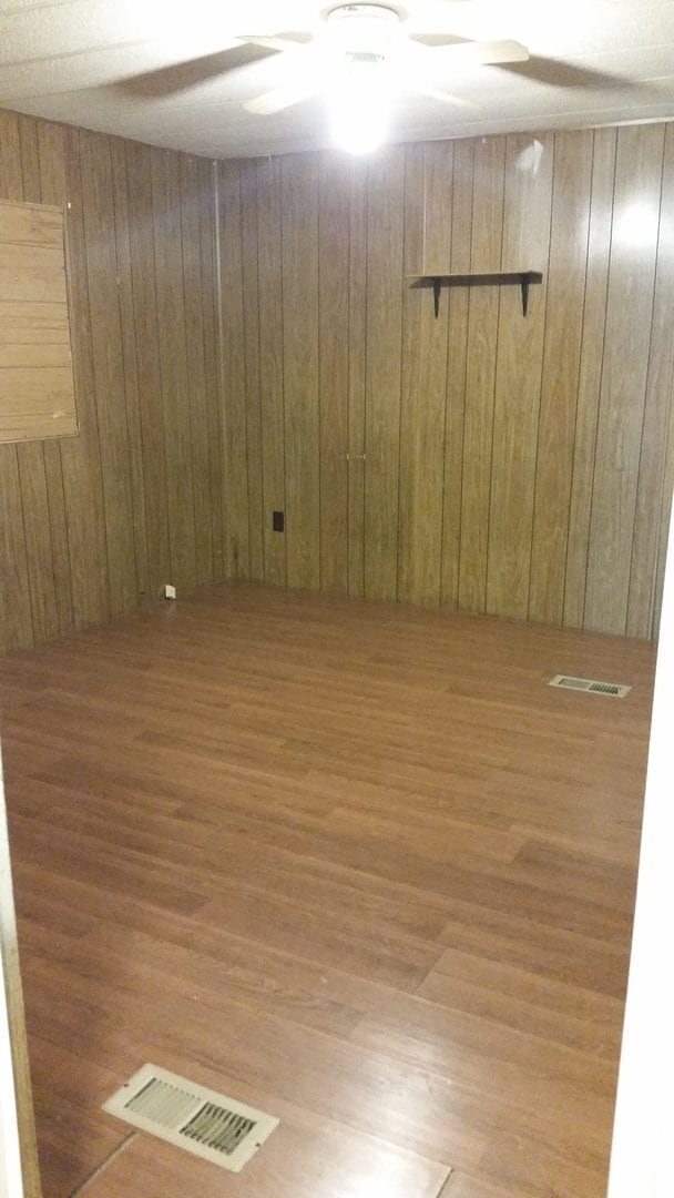 Building Photo - Trailer for Rent