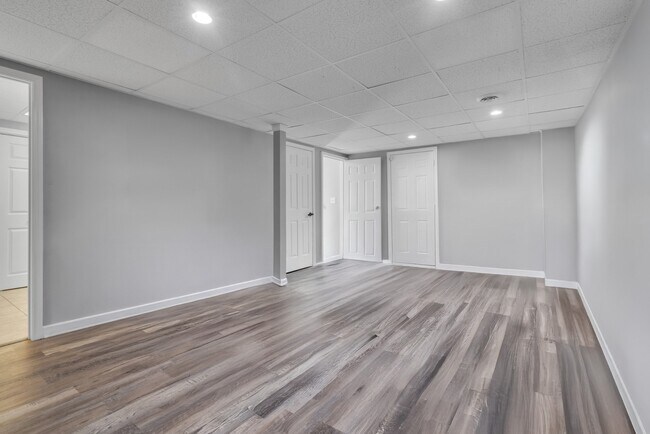 Building Photo - 261 Audrea Ln