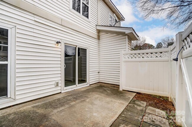 Building Photo - 6429 Mallard View Ln