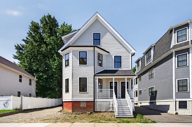 Building Photo - 25 Richfield St