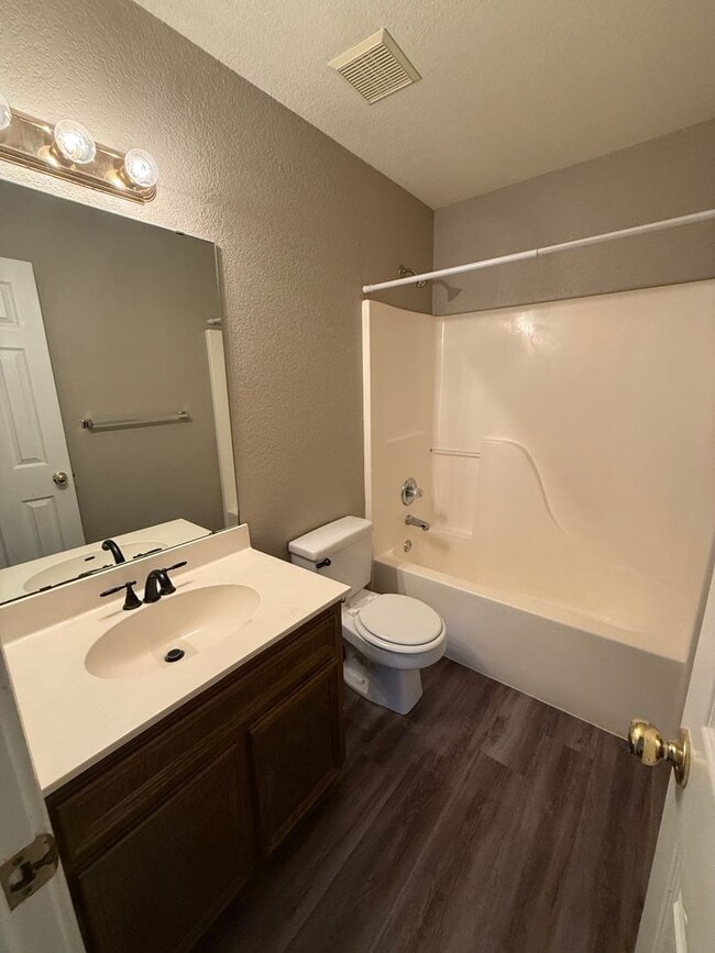 Building Photo - 1710 Quarry Trail