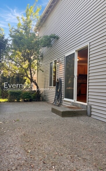Building Photo - 24116 235th Ave SE