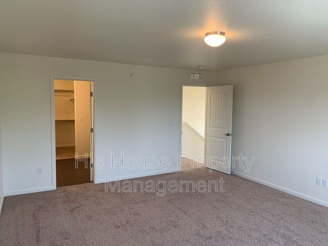 Building Photo - 4355 24th St