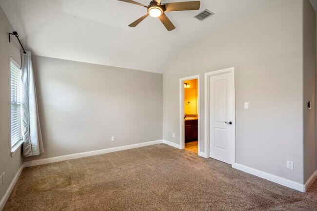 Building Photo - 13003 Northwood Glen Ln