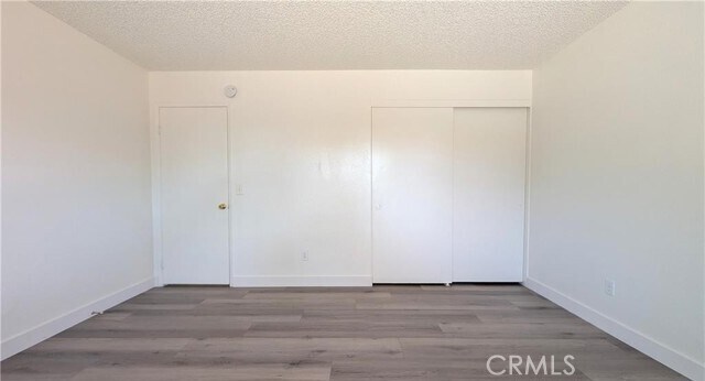 Building Photo - 10707 White Ave