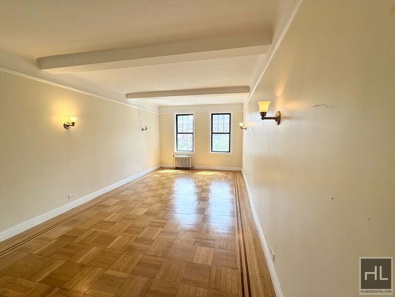 Building Photo - EAST 92 STREET