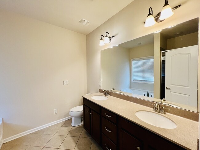 Building Photo - 9647 Camberley Ave NW