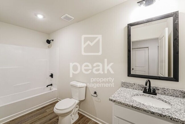 Building Photo - $1900! 3Bed,2Bath in Pleasant Grove AL! Available NOW! Set up your self guided tour!