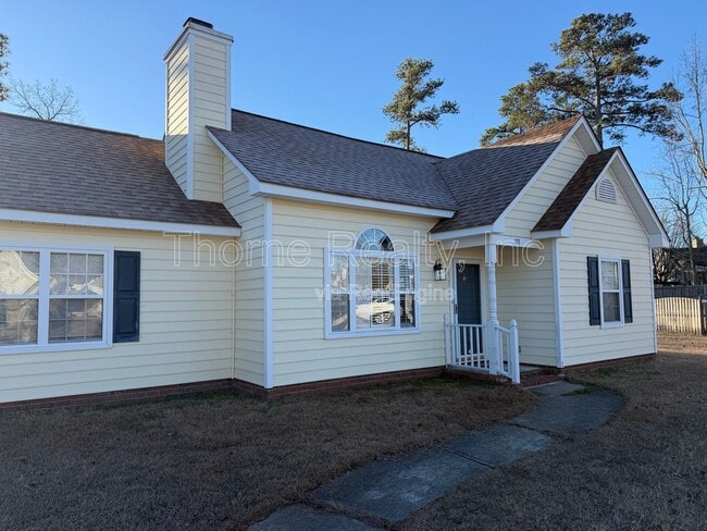 Building Photo - 133 Juniper Ct