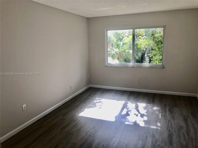 Building Photo - 7825 Camino Real