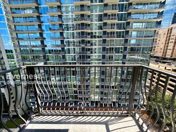 Building Photo - 195 14th St NE