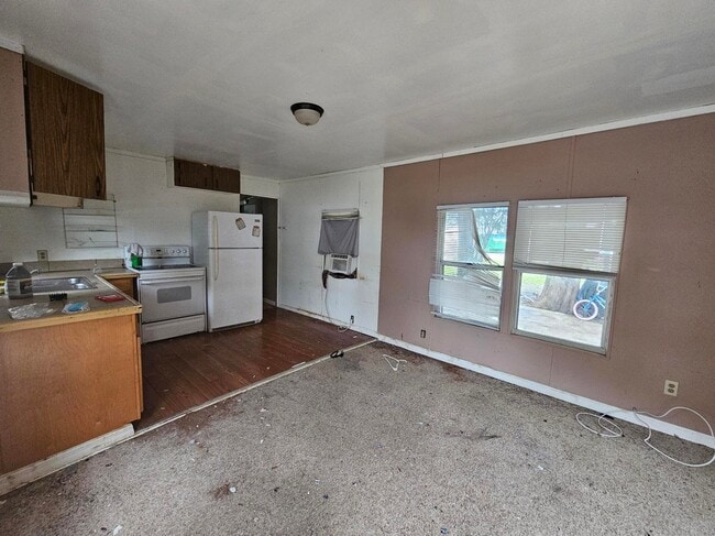 Building Photo - 920 Boardwalk Ln