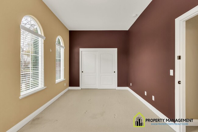 Building Photo - Exceptional Single-Story Home for Rent - 2...